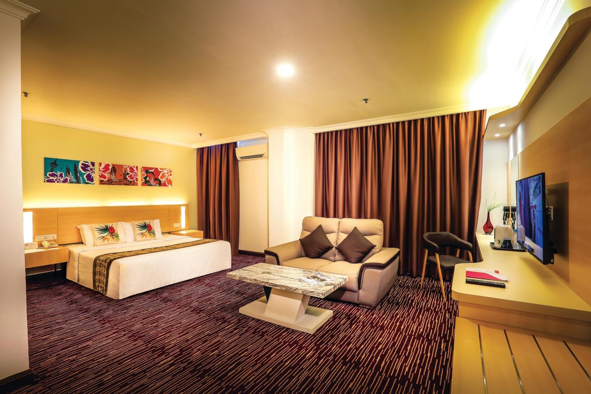 Rhr Hotel Каджанг Екстер'єр фото